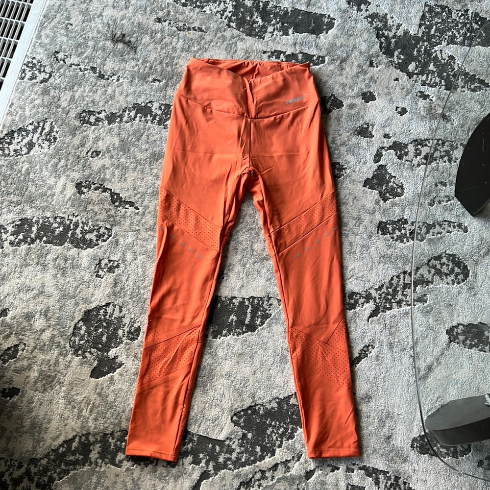 Orange Size small Gym Shark Leggings - Picture 5 of 5